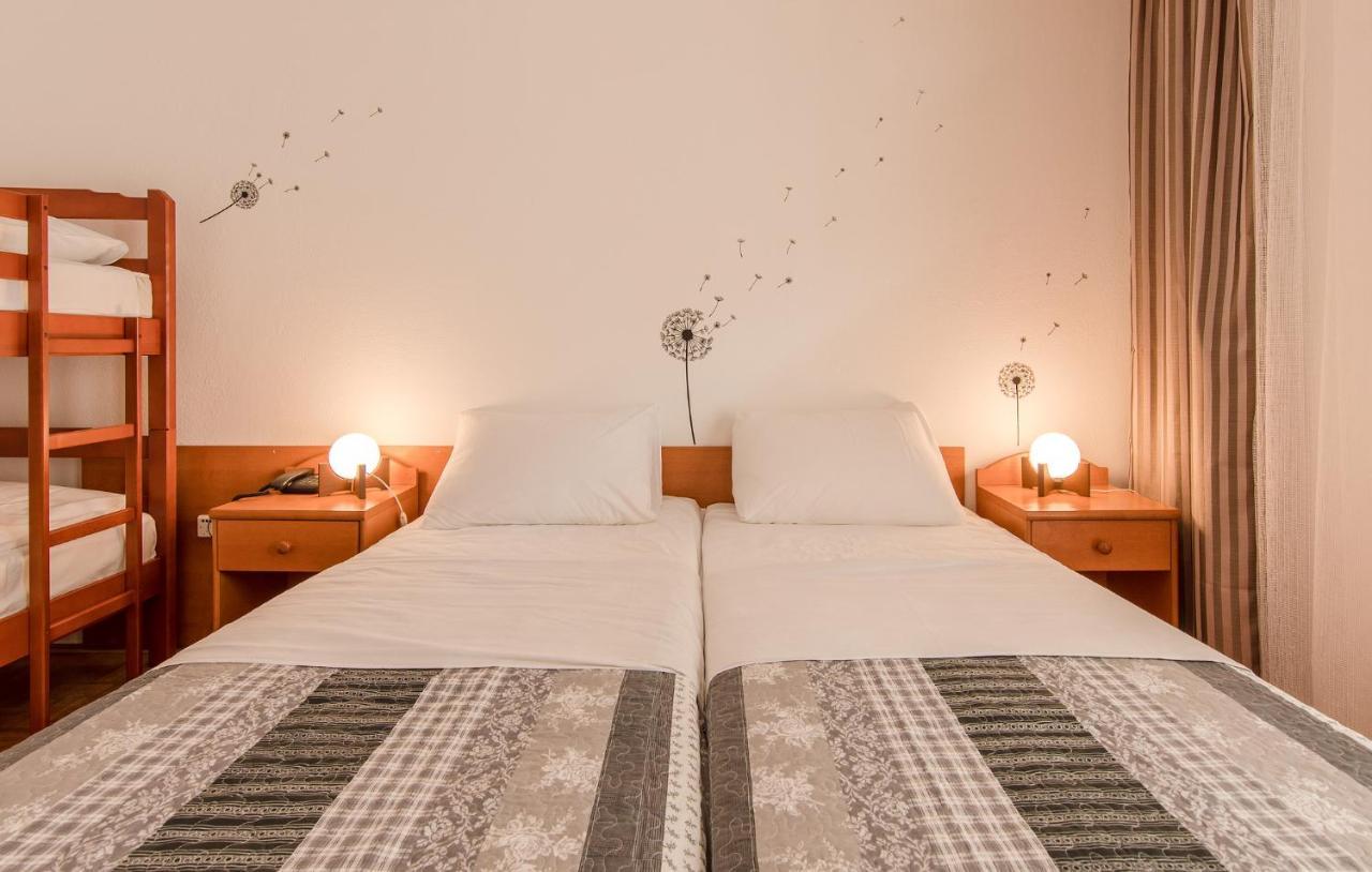 Hotel Barba Starigrad Paklenica Eksteriør billede