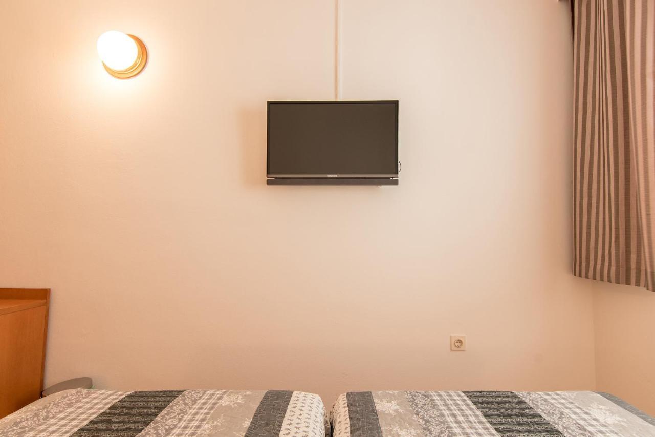 Hotel Barba Starigrad Paklenica Eksteriør billede