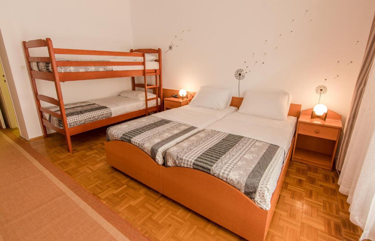 Hotel Barba Starigrad Paklenica Eksteriør billede